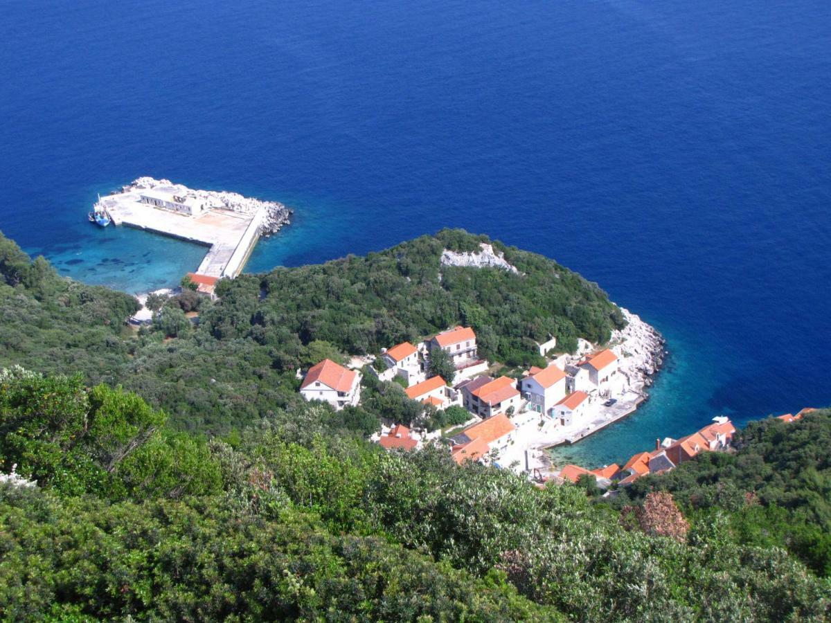 Apartments Luza Lastovo Buitenkant foto