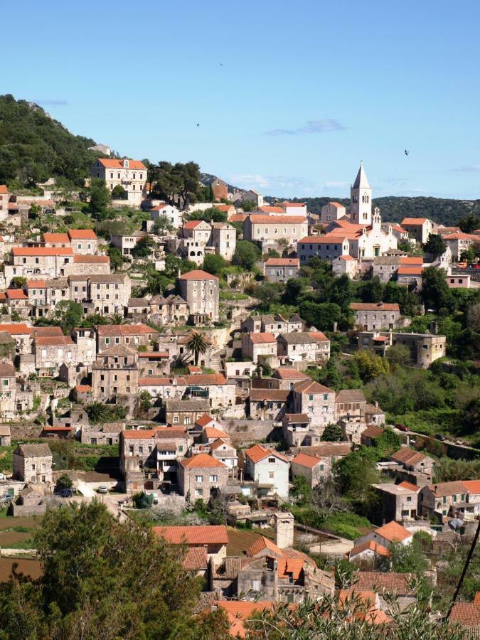 Apartments Luza Lastovo Buitenkant foto